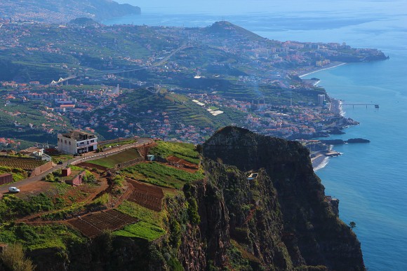 Výhled z Cabo Girão na Funchal