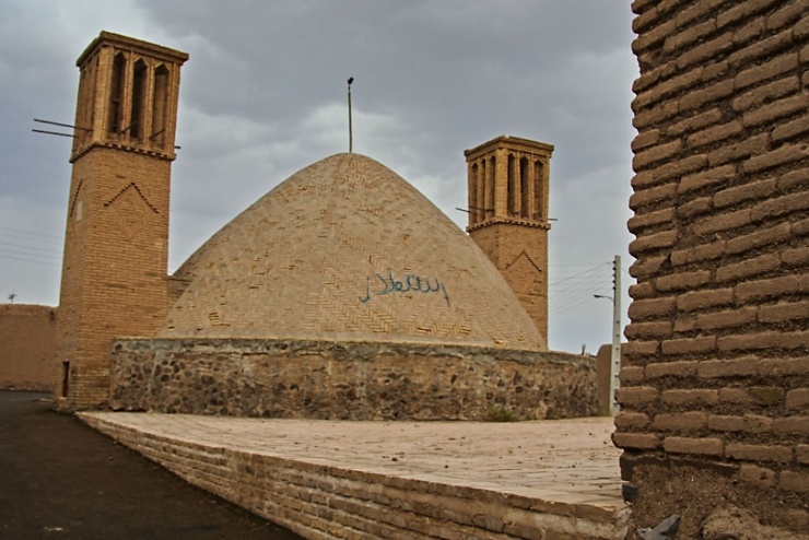 img-387 An ab anbar (literally