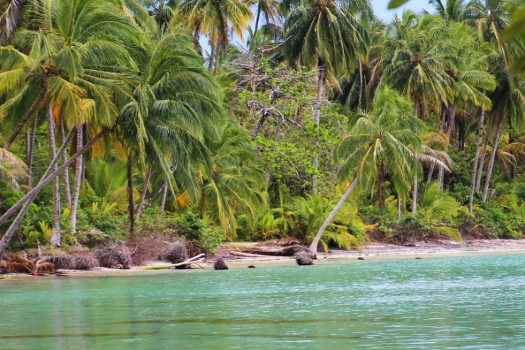 panama2017046 The archipelago consists up to 9 main islands, about 200 uninhabited islets and the Parque Nacional Marino Isla Bastimentos, Panama’s oldest marine park.